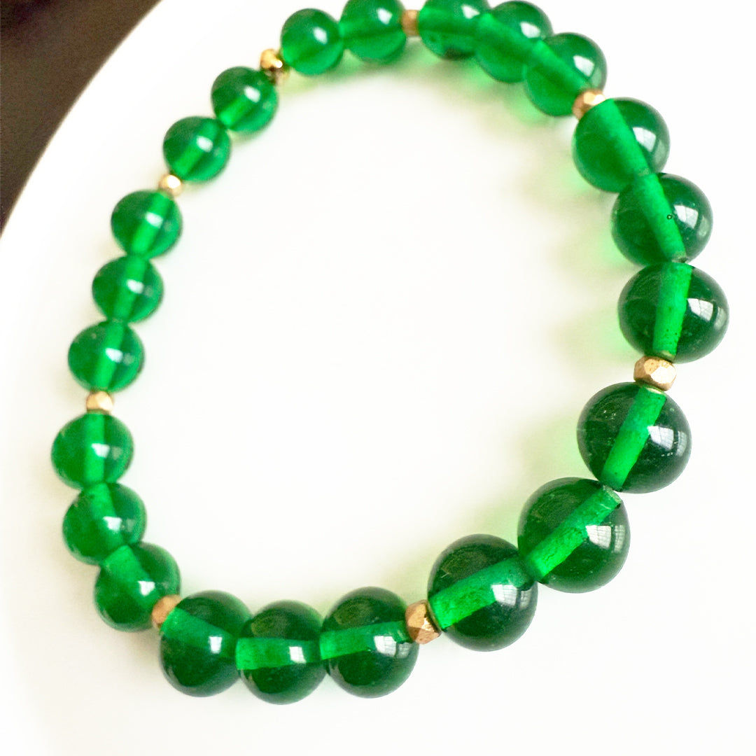 Green Vintage Glass Stretch Bracelet