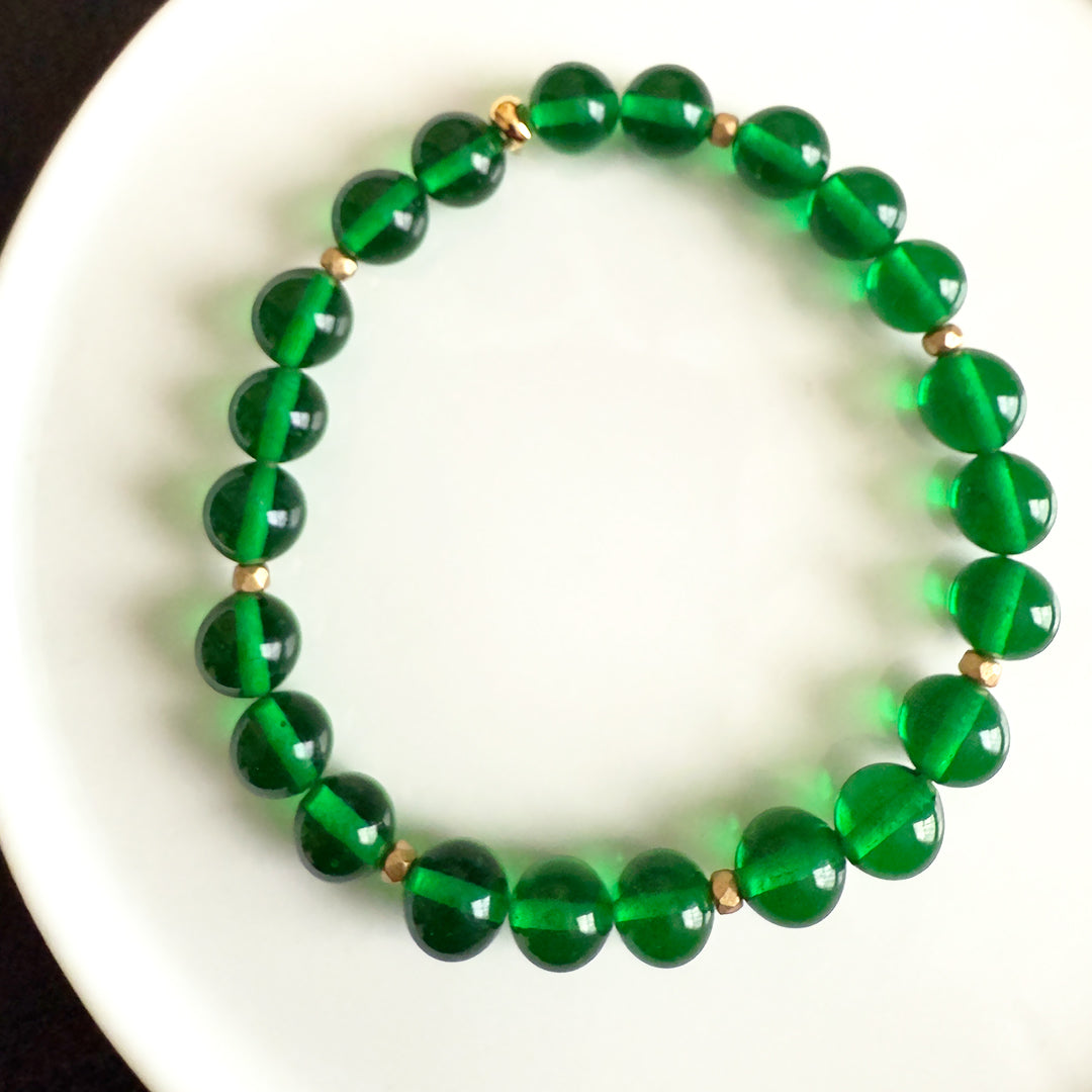 Green Vintage Glass Stretch Bracelet